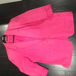 Shocking pink 80’s blazer